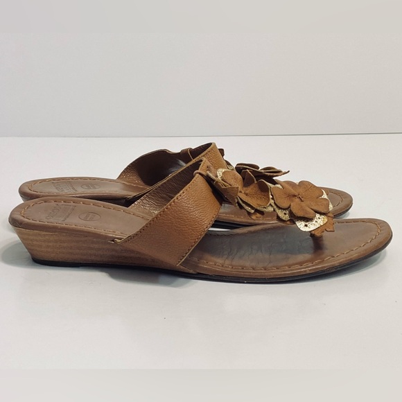 Geox Women’s Artisan Sandal Flip Flops Thong Brown Leather Gold Flower Size 8.5 - Picture 4 of 10